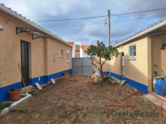 Moradia T2 para Venda em Vermelha Foto 21