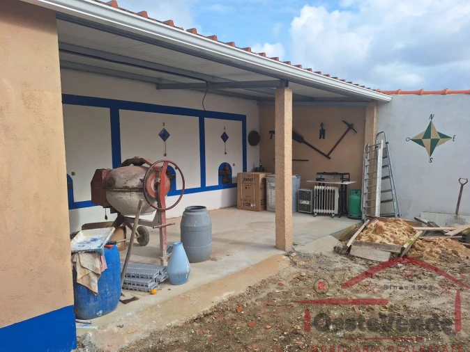 Moradia T2 para Venda em Vermelha Foto 22