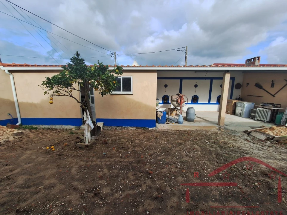 Moradia T2 para Venda em Vermelha Foto 24