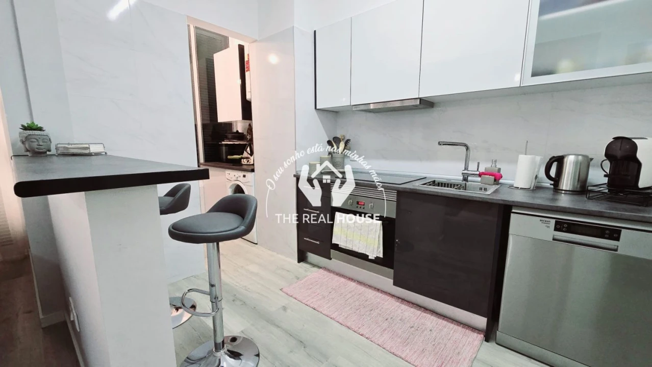 Apartamento T1 para Venda em Caniço Foto 17