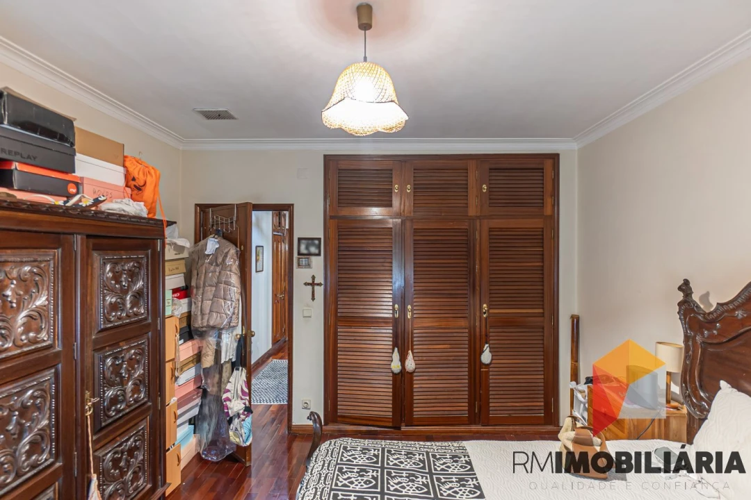 Moradia T3 para Venda em Mafamude e Vilar do Paraíso Foto 25