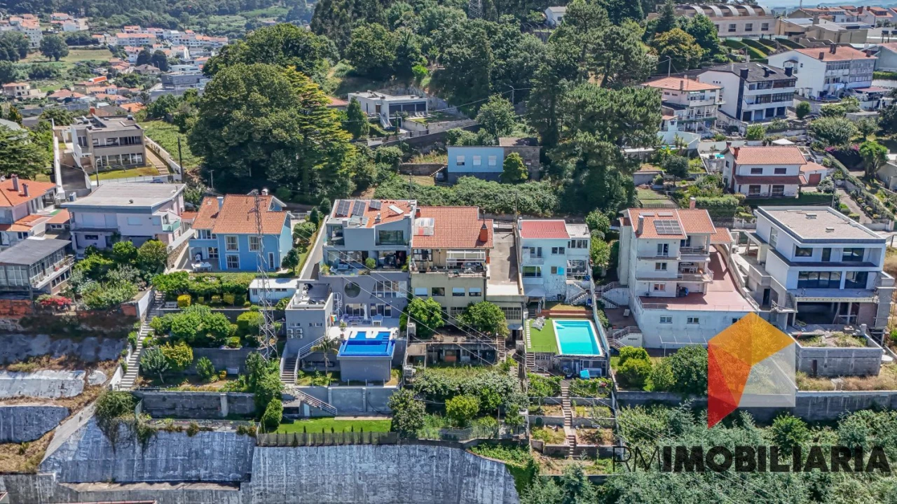 Moradia T3 para Venda em Mafamude e Vilar do Paraíso Foto 47