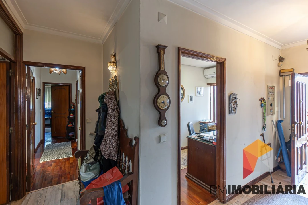 Moradia T3 para Venda em Mafamude e Vilar do Paraíso Foto 28