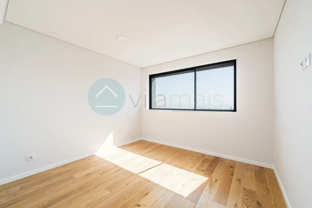 Apartamento T2 para Venda em Mafamude e Vilar do Paraíso Foto 9