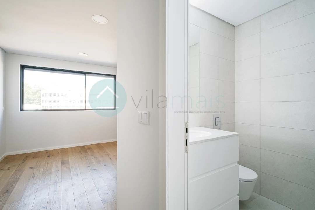 Apartamento T2 para Venda em Mafamude e Vilar do Paraíso Foto 13