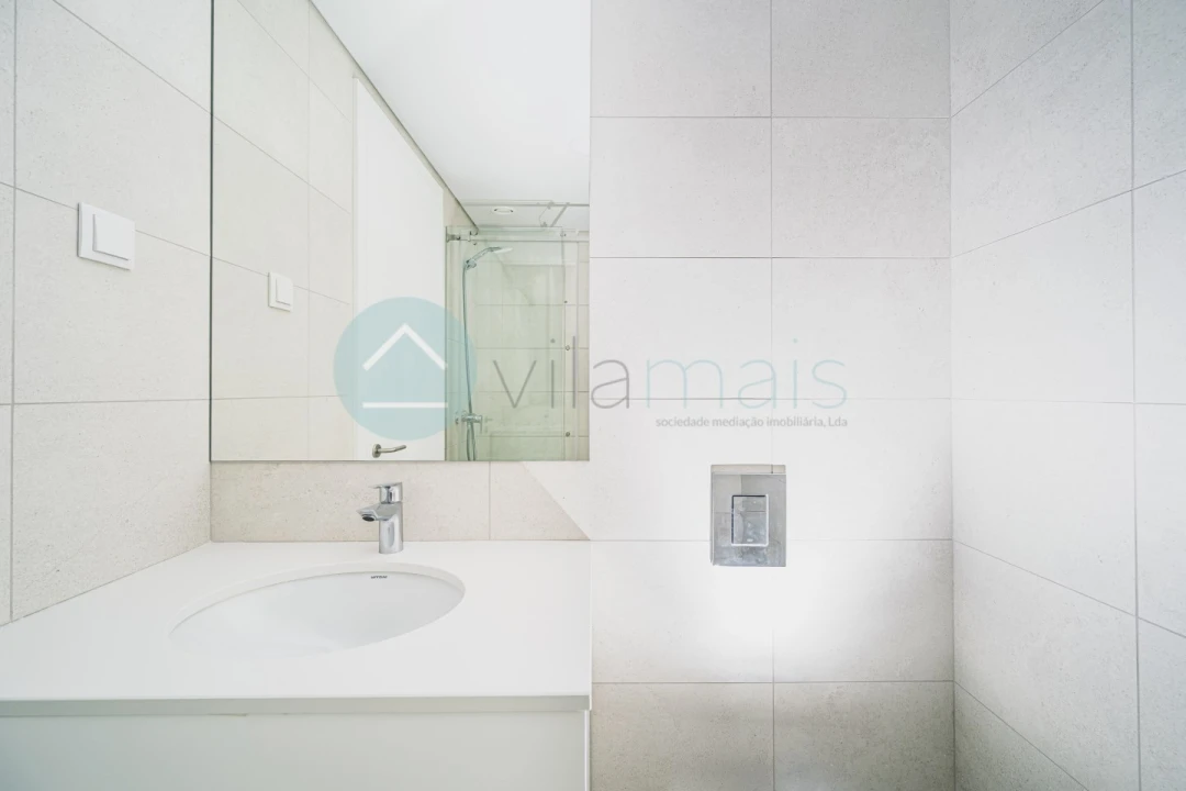 Apartamento T2 para Venda em Mafamude e Vilar do Paraíso Foto 14