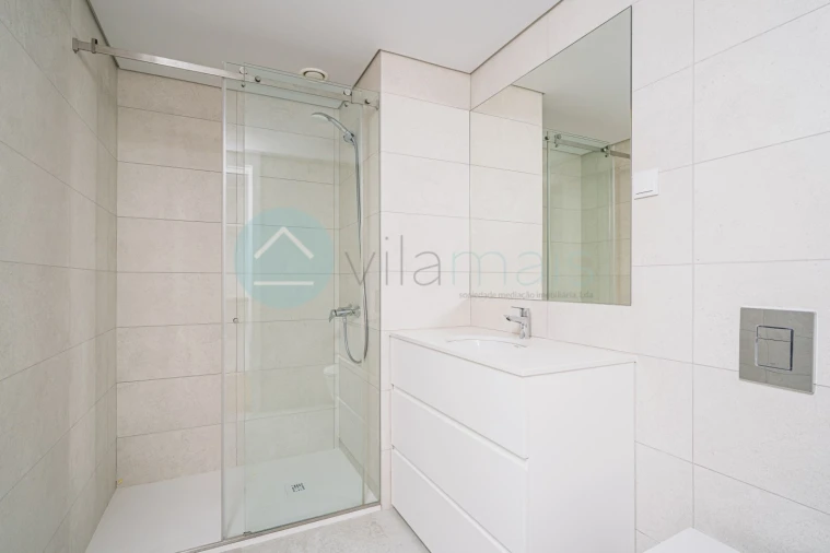 Apartamento T2 para Venda em Mafamude e Vilar do Paraíso Foto 11