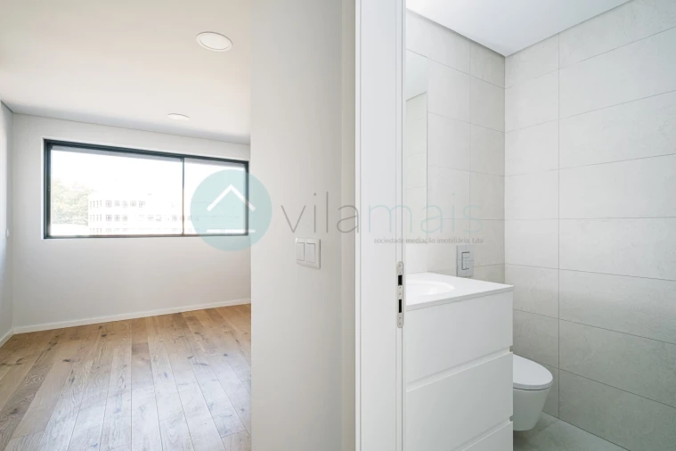 Apartamento T2 para Venda em Mafamude e Vilar do Paraíso Foto 13