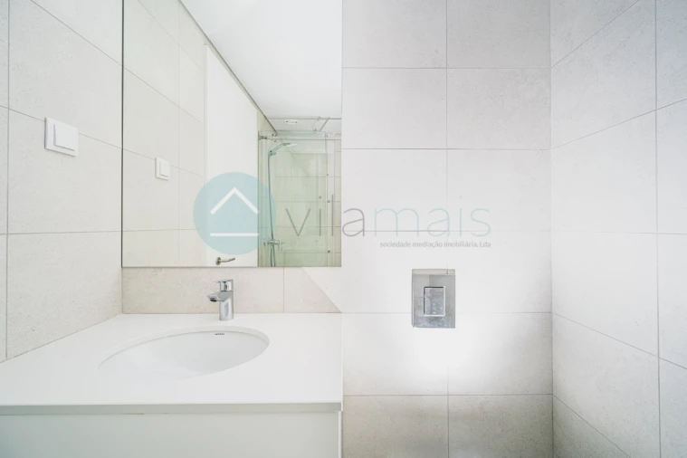 Apartamento T2 para Venda em Mafamude e Vilar do Paraíso Foto 14