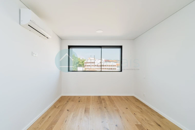 Apartamento T2 para Venda em Mafamude e Vilar do Paraíso Foto 15
