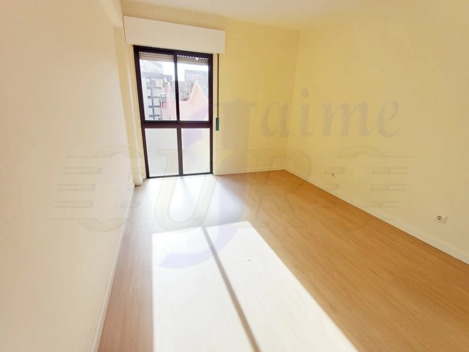 Apartamento T2 para Venda em Algueirão-Mem Martins Foto 9