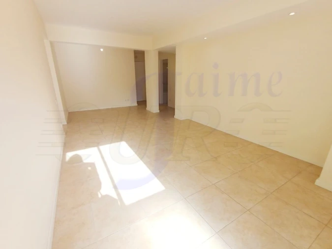 Apartamento T2 para Venda em Algueirão-Mem Martins Foto 2