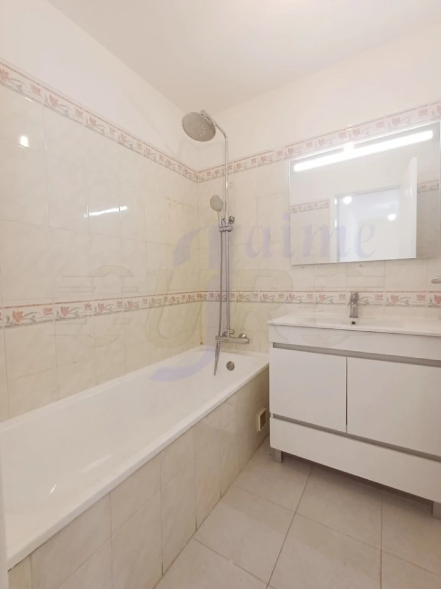 Apartamento T2 para Venda em Algueirão-Mem Martins Foto 14