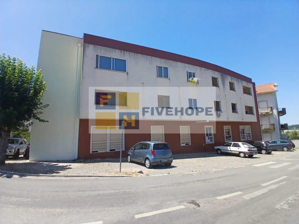 Apartamento T2 para Venda em Lousã e Vilarinho Foto 5