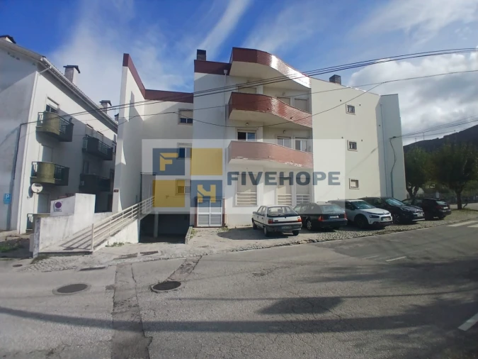 Apartamento T2 para Venda em Lousã e Vilarinho Foto 1