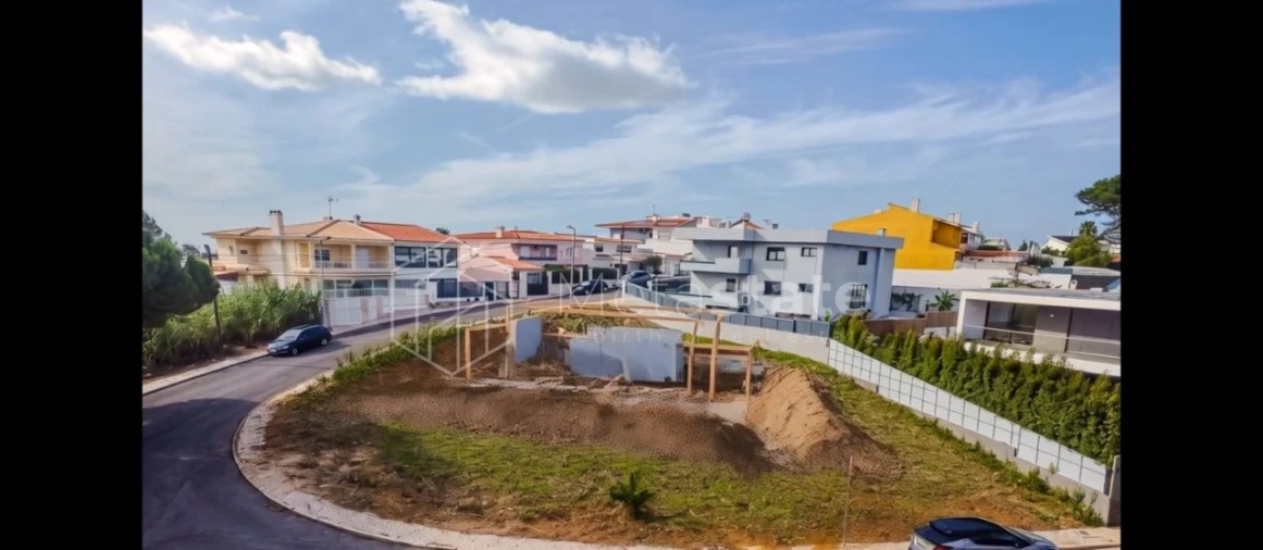 Moradia T5 para Venda em Carcavelos e Parede Foto 6