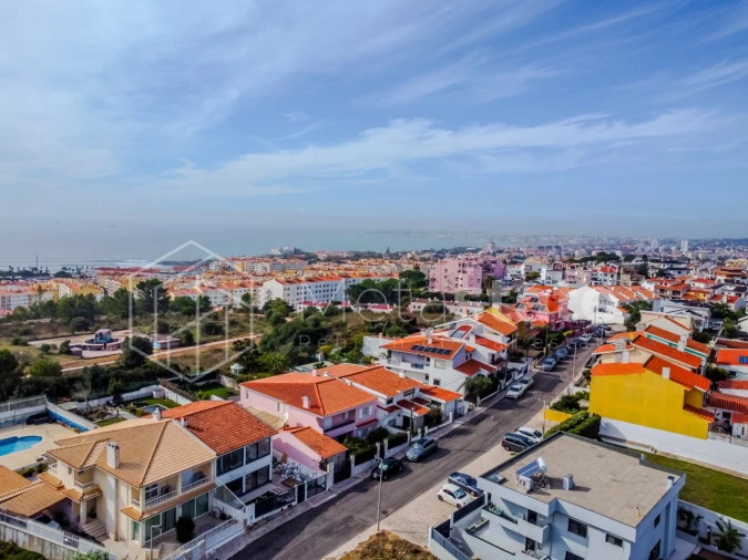 Moradia T5 para Venda em Carcavelos e Parede Foto 24