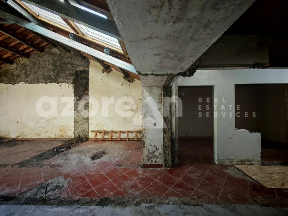 Moradia T2 para Venda em Ponta Delgada (São Pedro) Foto 25