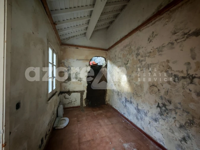 Moradia T2 para Venda em Ponta Delgada (São Pedro) Foto 22