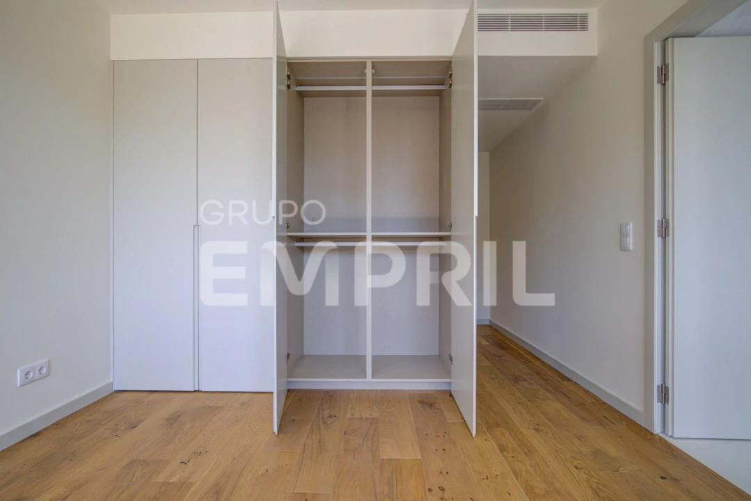 Apartamento T3 para Venda em Oliveira do Douro Foto 21