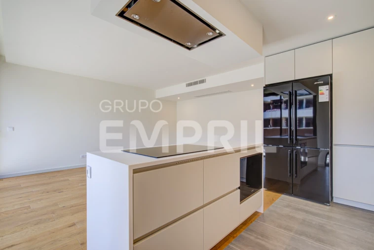 Apartamento T3 para Venda em Oliveira do Douro Foto 6