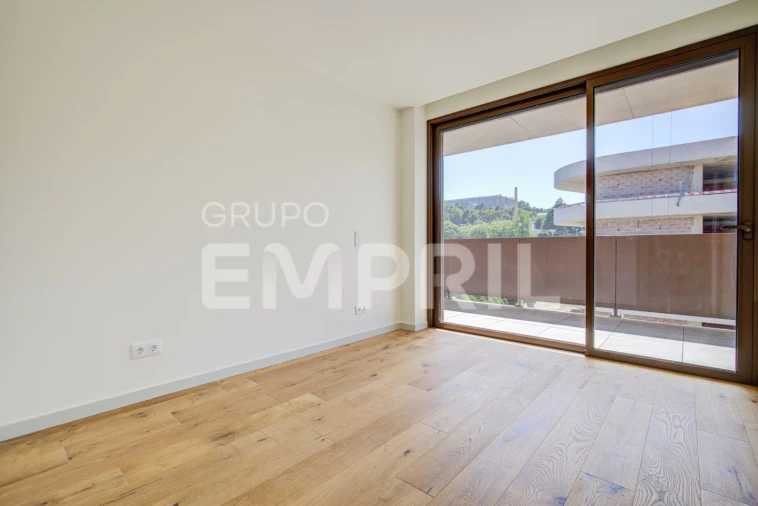 Apartamento T3 para Venda em Oliveira do Douro Foto 13