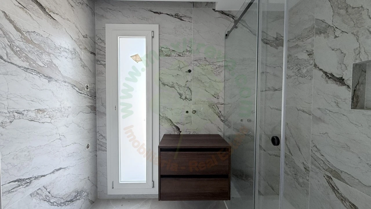 Moradia T4 para Venda em Charneca de Caparica e Sobreda Foto 25