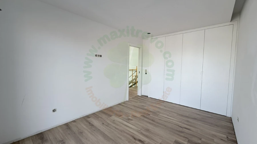 Moradia T4 para Venda em Charneca de Caparica e Sobreda Foto 21