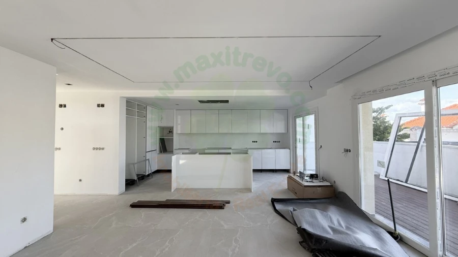 Moradia T4 para Venda em Charneca de Caparica e Sobreda Foto 5