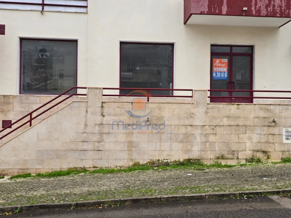 Loja para Venda em Ramada e Caneças Foto 1