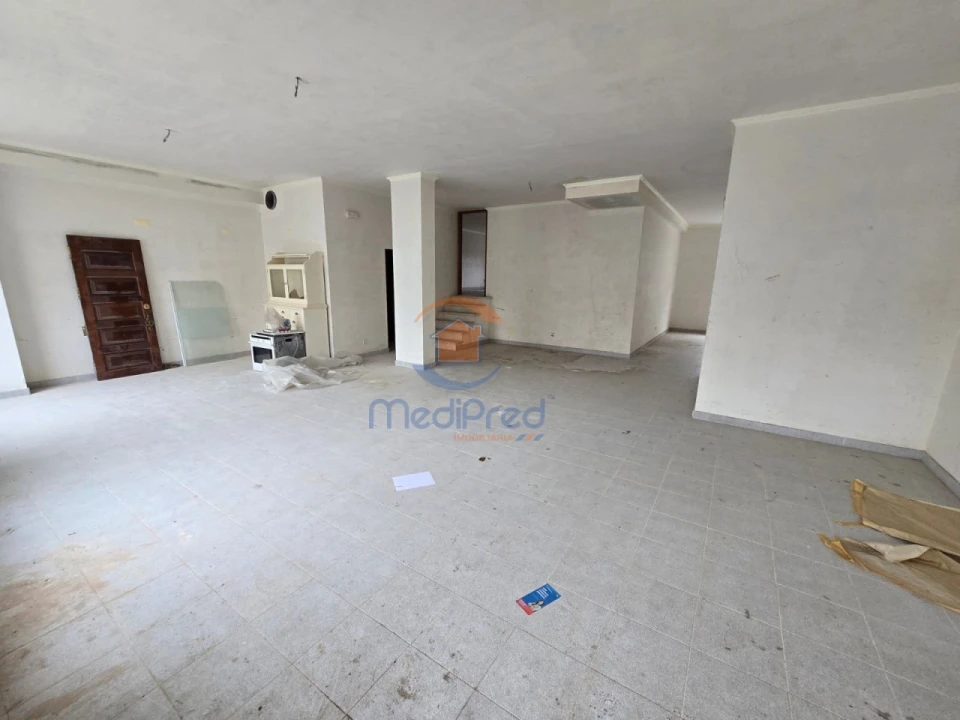 Loja para Venda em Ramada e Caneças Foto 3