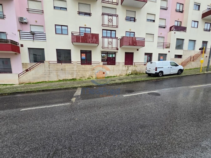 Loja para Venda em Ramada e Caneças Foto 2