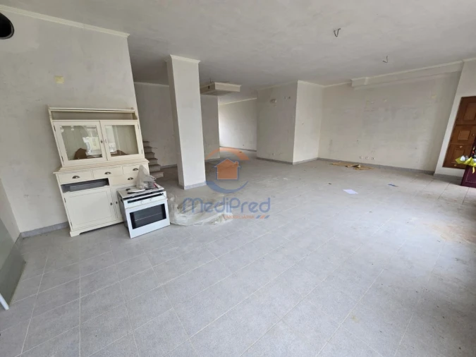 Loja para Venda em Ramada e Caneças Foto 4