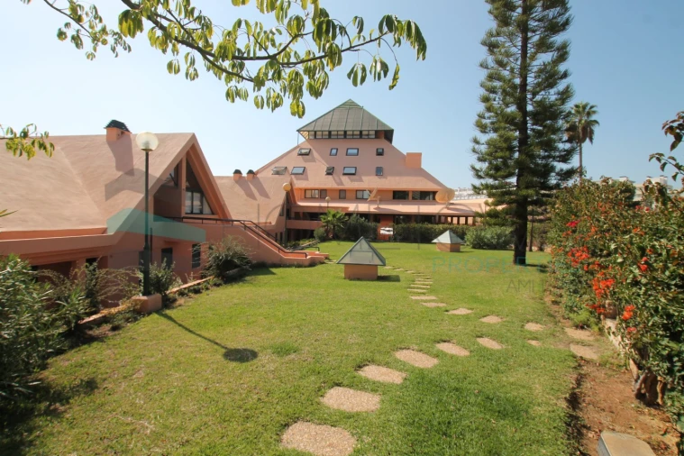 Apartamento T2 para Venda em Quarteira Foto 24