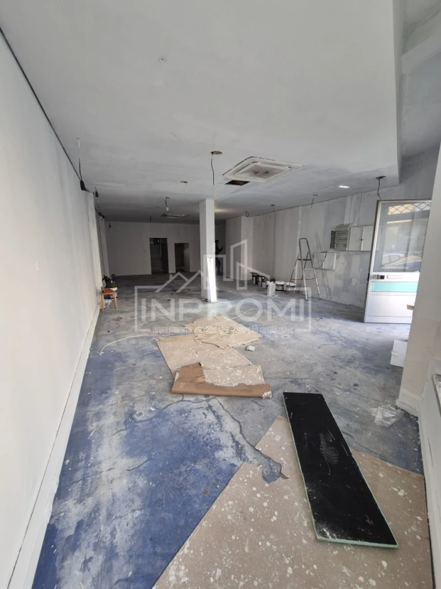 Loja para Venda em Loures Foto 4