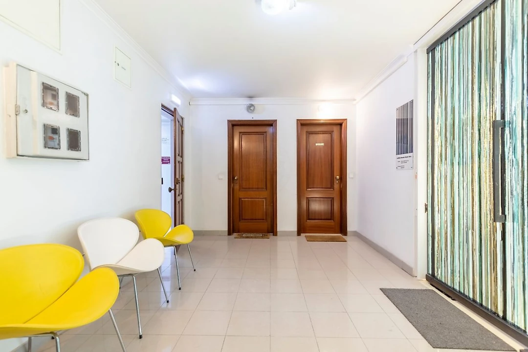 Loja para Arrendamento em Santa Maria, São Pedro e Matacães Foto 10