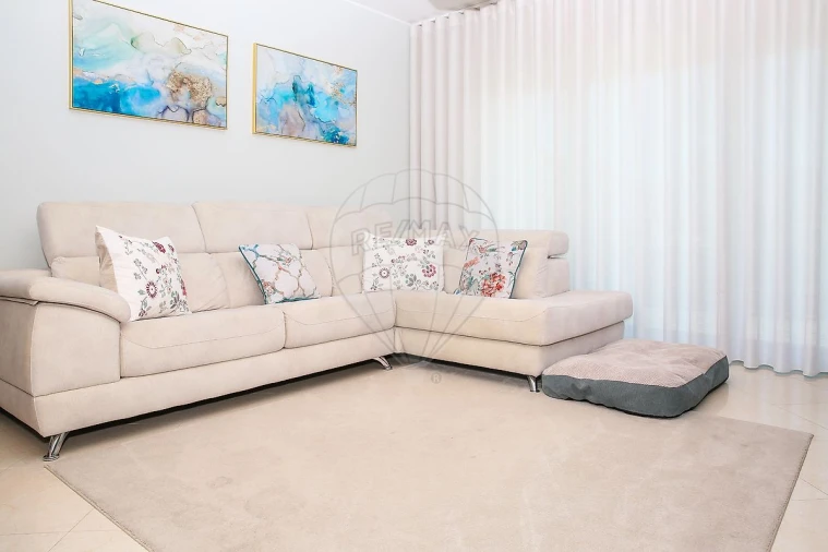 Apartamento T3 para Venda em Carregado e Cadafais Foto 12