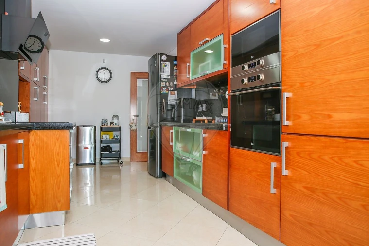 Apartamento T3 para Venda em Carregado e Cadafais Foto 6