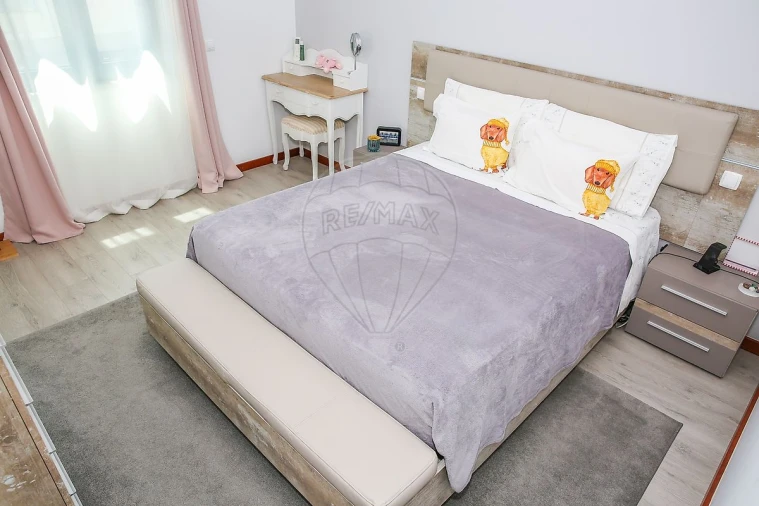 Apartamento T3 para Venda em Carregado e Cadafais Foto 15