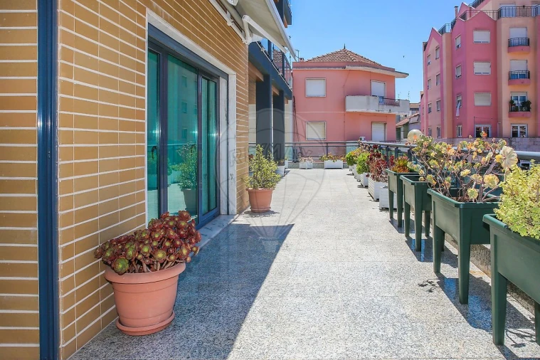 Apartamento T3 para Venda em Carregado e Cadafais Foto 25