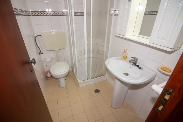 Moradia T2 para Venda em Aldeia Galega da Merceana e Aldeia Gavinha Foto 26