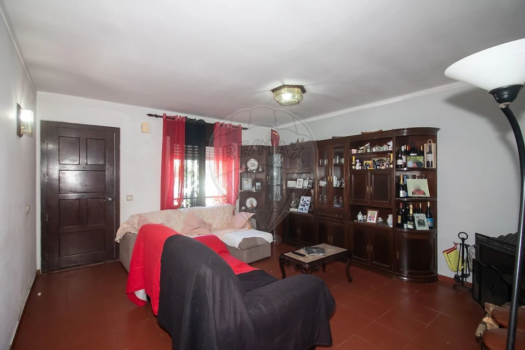 Moradia T2 para Venda em Aldeia Galega da Merceana e Aldeia Gavinha Foto 3