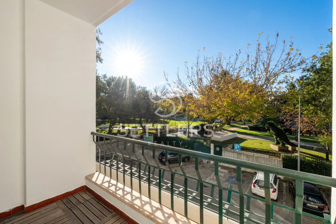 Apartamento T3 para Venda em Carcavelos e Parede Foto 20