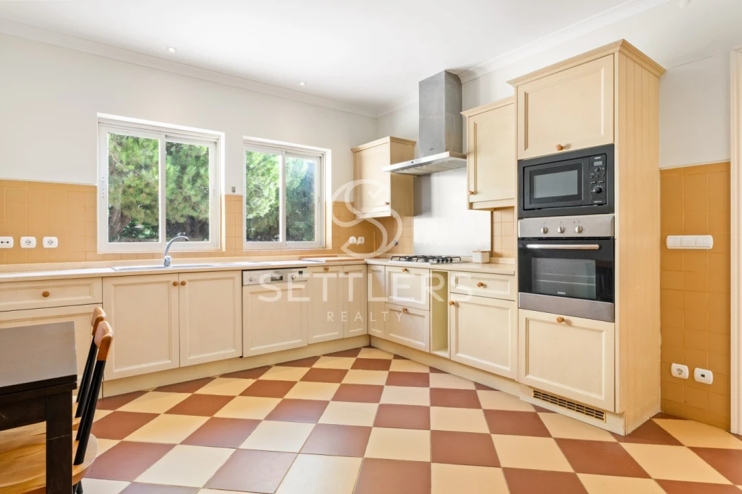 Moradia T4 para Arrendamento em Cascais e Estoril Foto 11