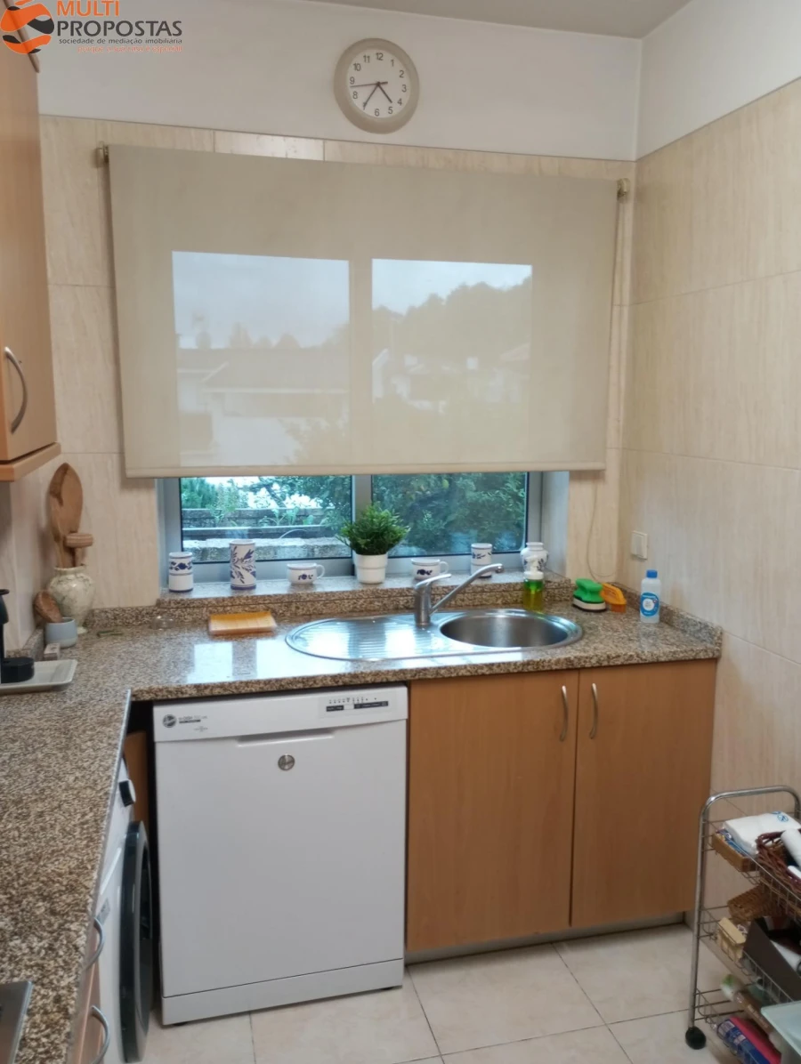 Apartamento T1 para Venda em Gualtar Foto 12