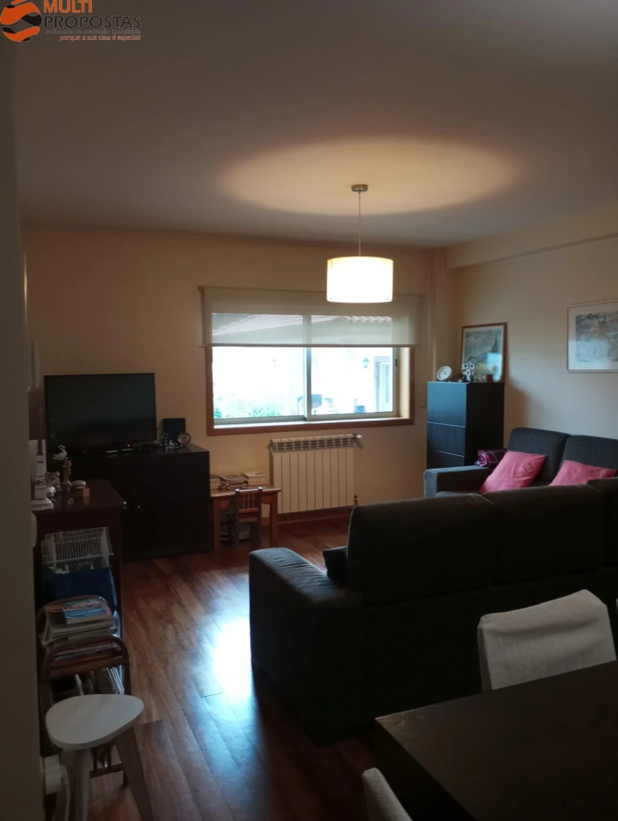 Apartamento T1 para Venda em Gualtar Foto 6