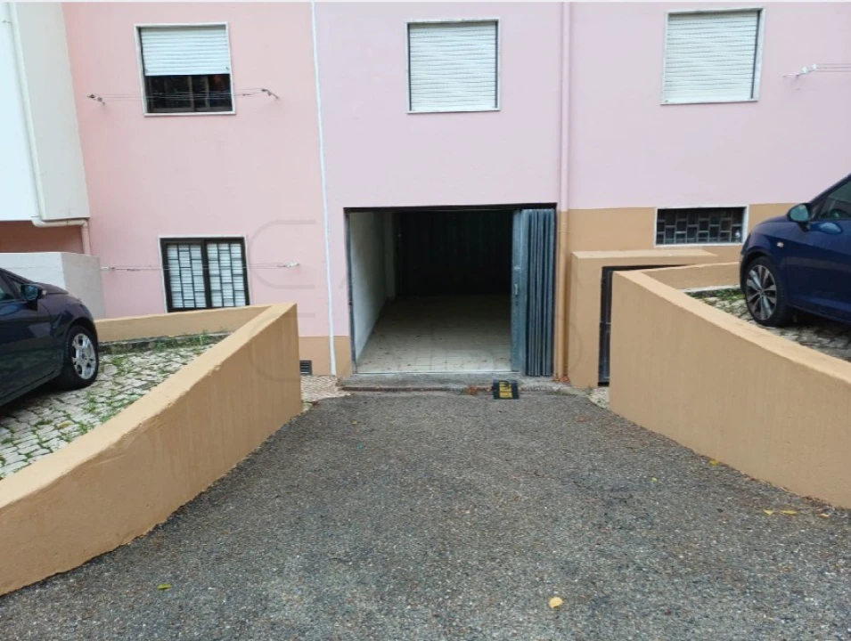 Garagem para Venda em Setubal (São Sebastião) Foto 11