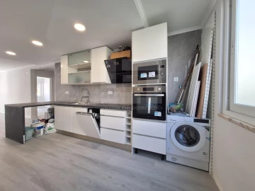 Apartamento T2 para Venda em Benfica