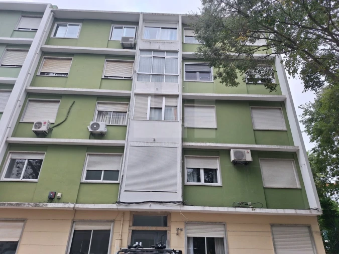 Apartamento T2 para Venda em Benfica Foto 17