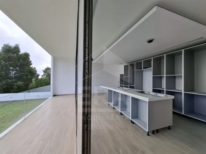 Moradia T3 para Venda em Palmeira de Faro e Curvos Foto 6